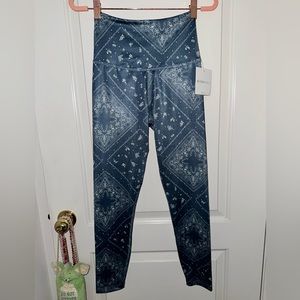 NWT Beyond Yoga High-Waisted Leggings